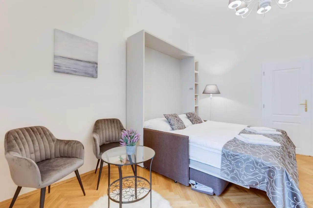 Wenceslass Square Royal Residence Apartments Prague