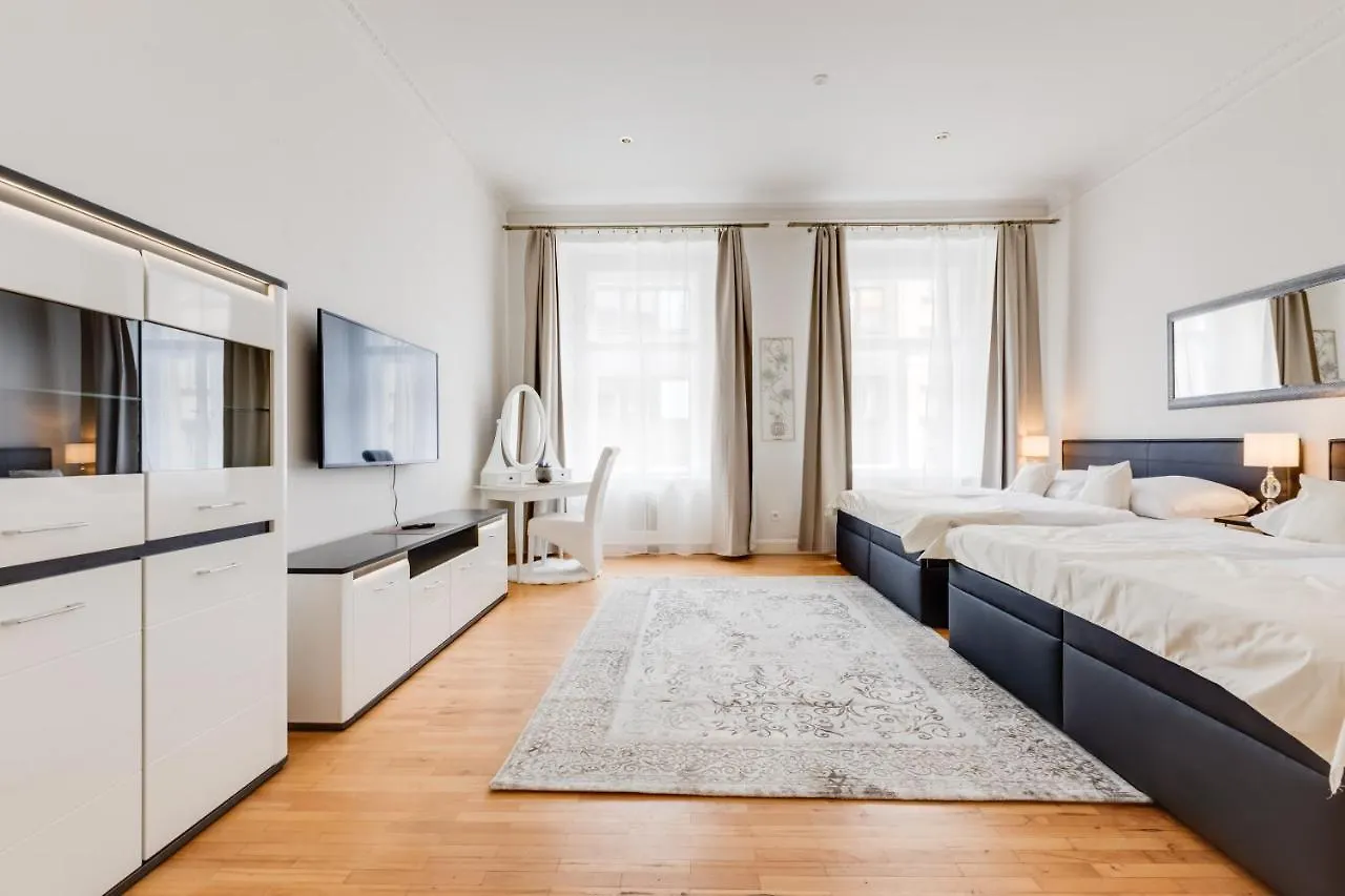 Wenceslass Square Royal Residence Apartments 프라하 체코