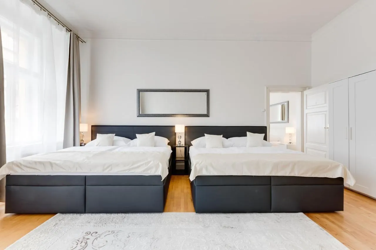 Wenceslass Square Royal Residence Apartments Praga